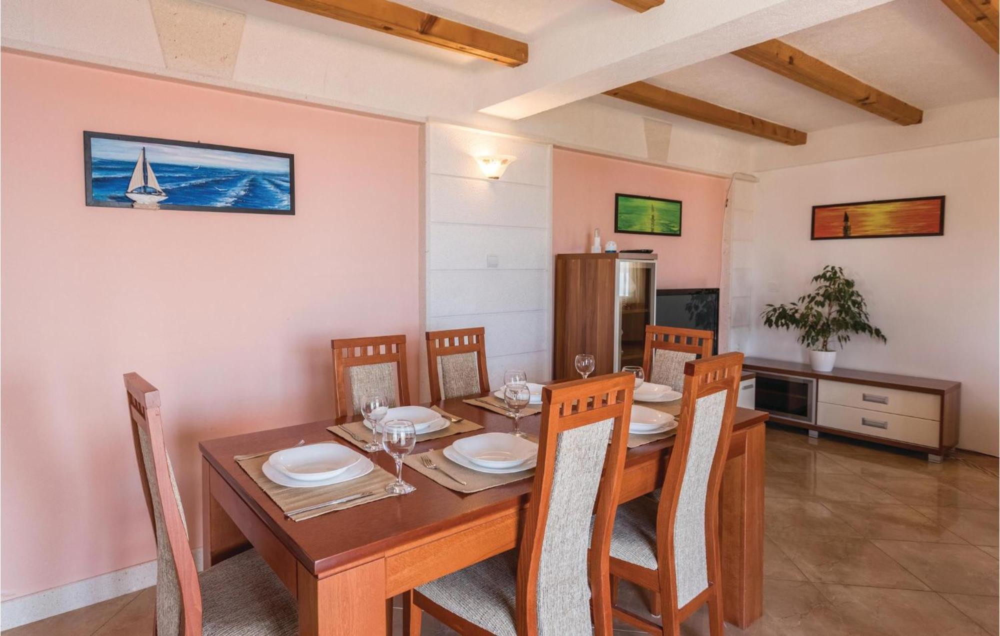Lovely Apartment In Komarna With House Sea View Klek Eksteriør billede